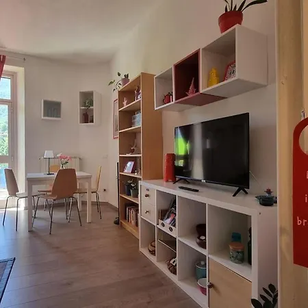 아파트 Casa Luna Castello (Varese)